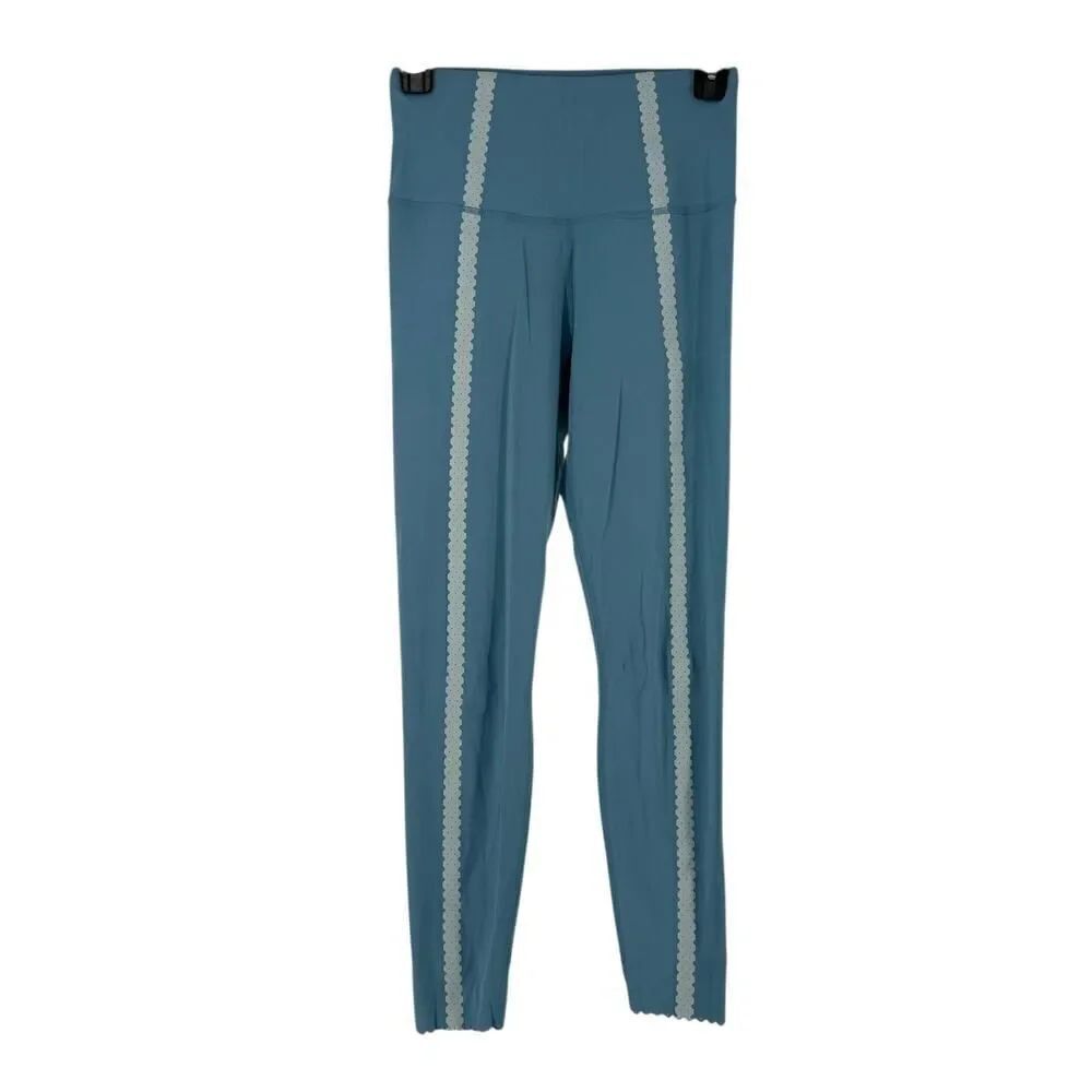 Nike Yoga Luxe Leggings Size S Blue Scalloped Eyelet 7/8 Length High Rise Yogi